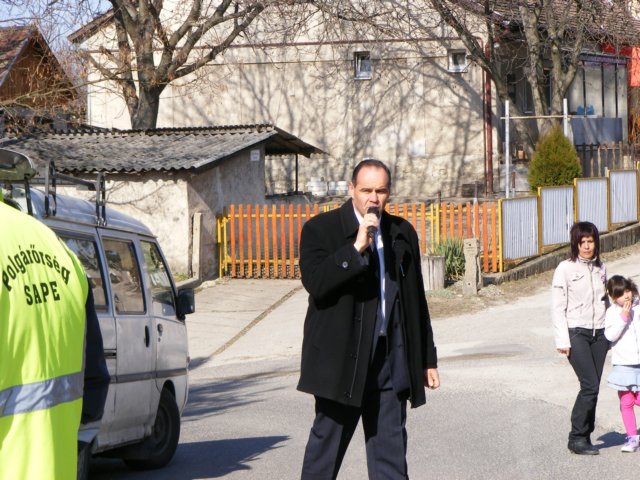 photo8.jpg