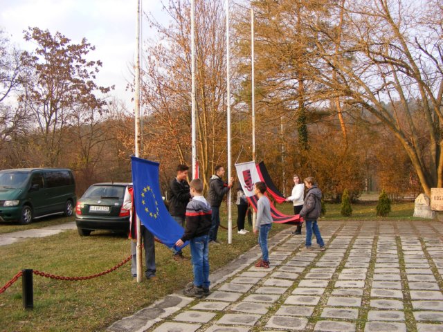 photo1.jpg